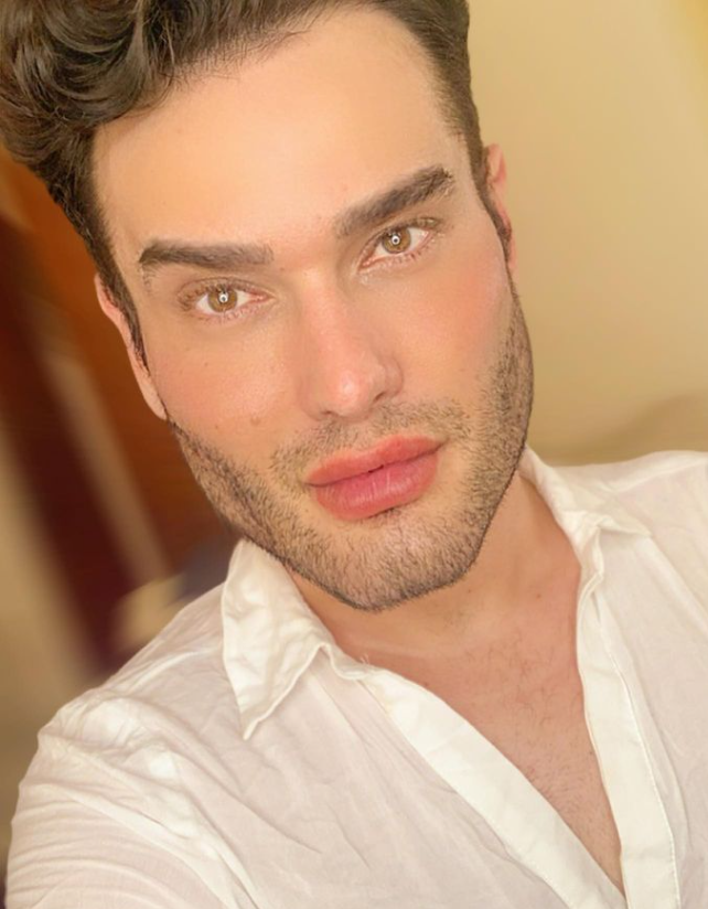 Samozvaný novodobý Nostradamus Athos Salomé.