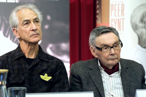 David Strathairn i Marian Turski na konferencji dot. premiery spektaklu o Janie Karskim. Warszawa, 24.01.2023 r.