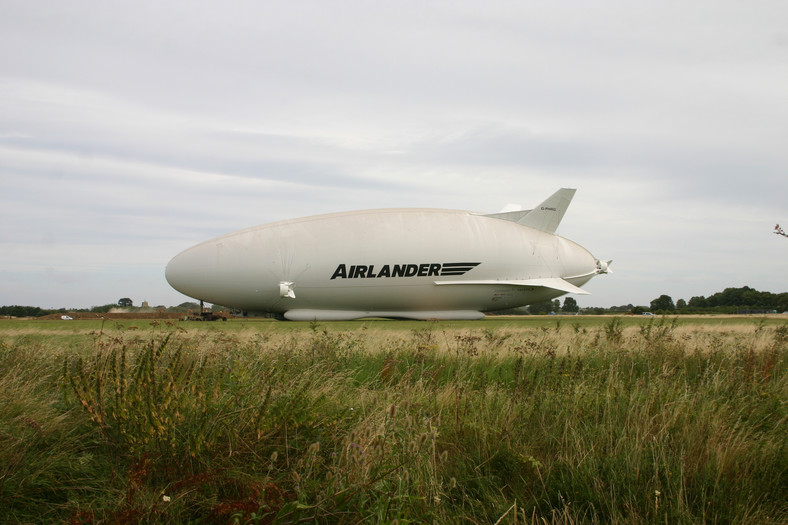 Airlander 10