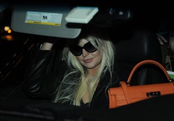 Gwiazda potrąciła przechodnia i uciekła z miejsca wypadku