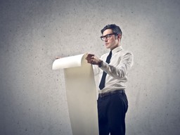 Pracodawcy coraz rzadziej łamią prawo. Poszkodowanym pracownikom wypłacili 54 mln złotych