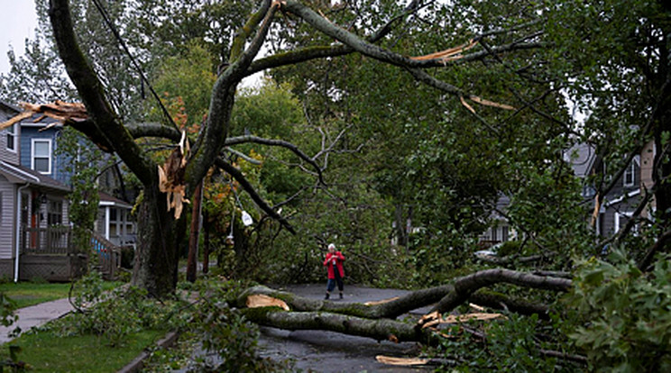 Óriási károkat okozott a Fiona hurrikán Kanadában / Fotó: MTI/AP/The Canadian Press/Darren Calabrese