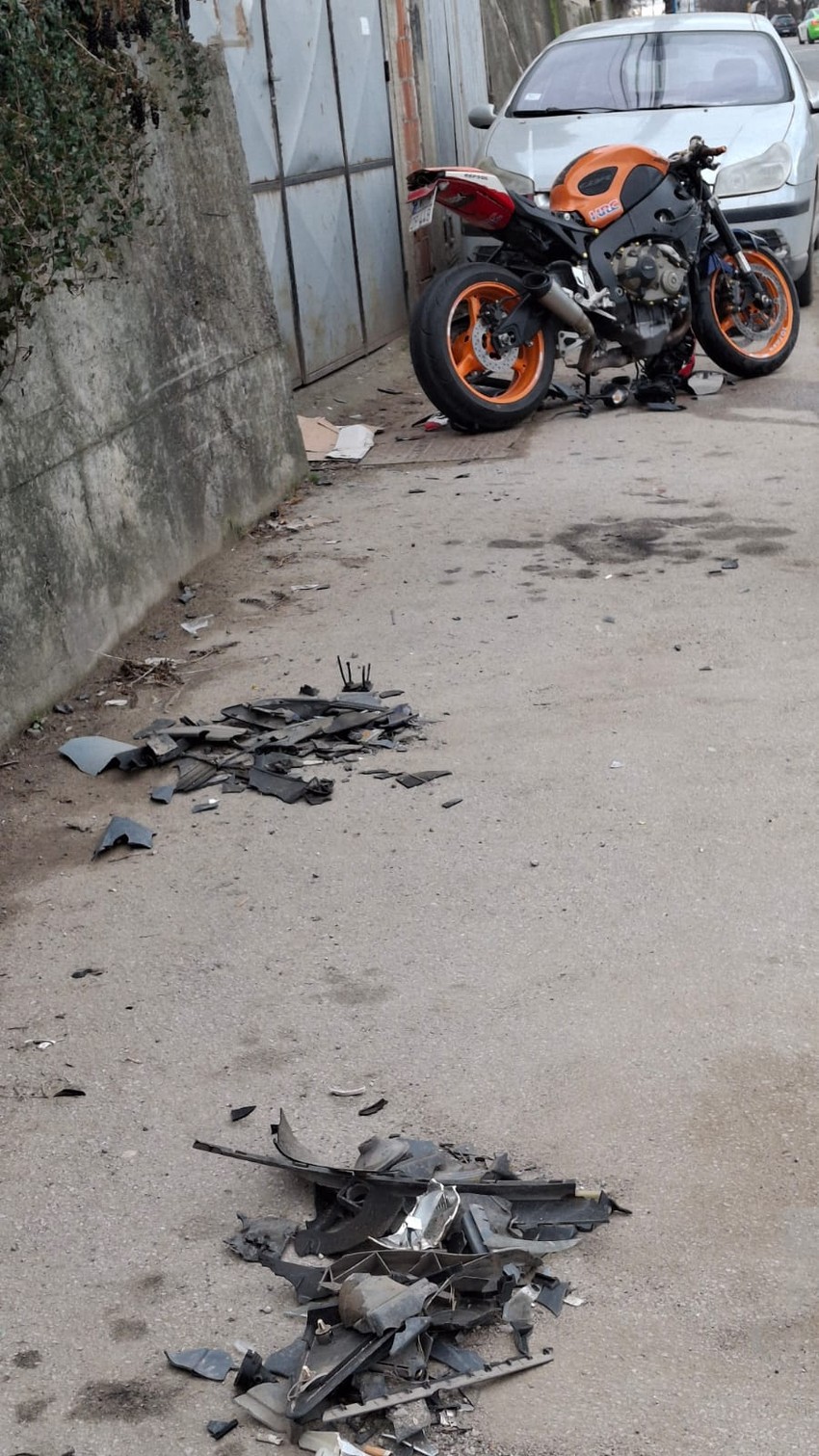 Dva sudara u naselju Ledena stena