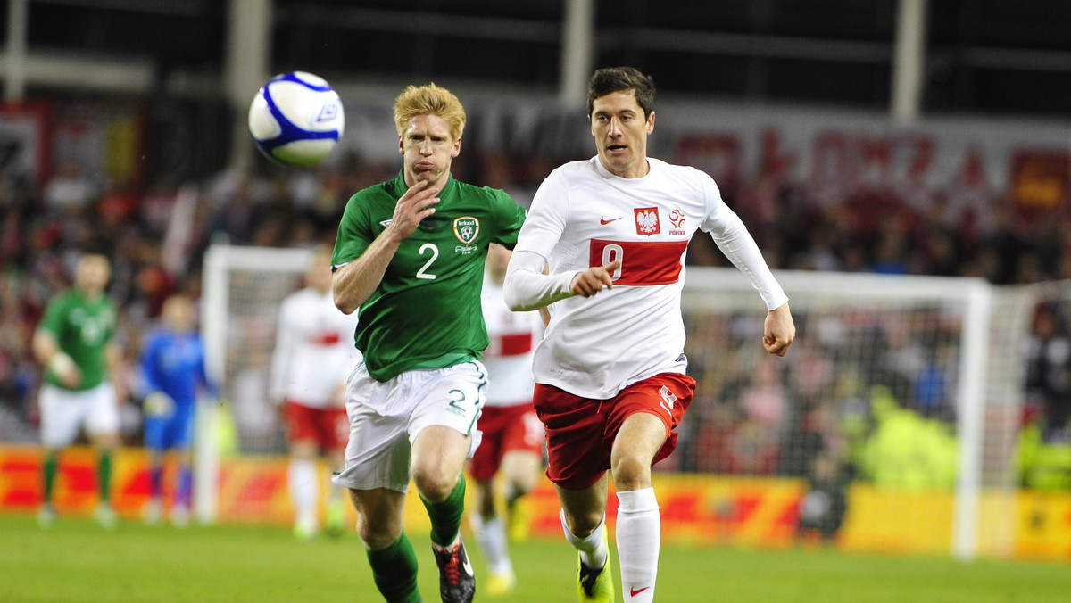 Reprezentacja Irlandii wygrała z Polską 2:0 (1:0) w międzypaństwowym meczu towarzyskim, który rozegrany został na Aviva Stadium w Dublinie. Rywale brutalnie zweryfikowali formę Biało-Czerwonych przed eliminacyjnym meczem do MŚ w Brazylii z Ukrainą. Nie zawiedli jedynie bramkarze — Artur Boruc i Wojciech Szczęsny.