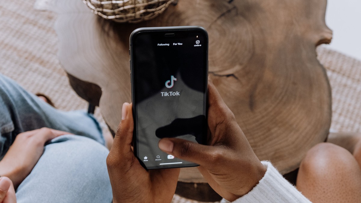 Ezt most miért kellett? Letiltotta a TikTok Billie Eilish és Taylor Swift dalait is