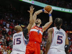 Liga NBA: Wizards przegrali jednym punktem. 14 "oczek" Gortata