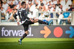 Włosi rozpoczęli prace nad medycznymi wytycznymi w razie wznowienia sezonu Serie A