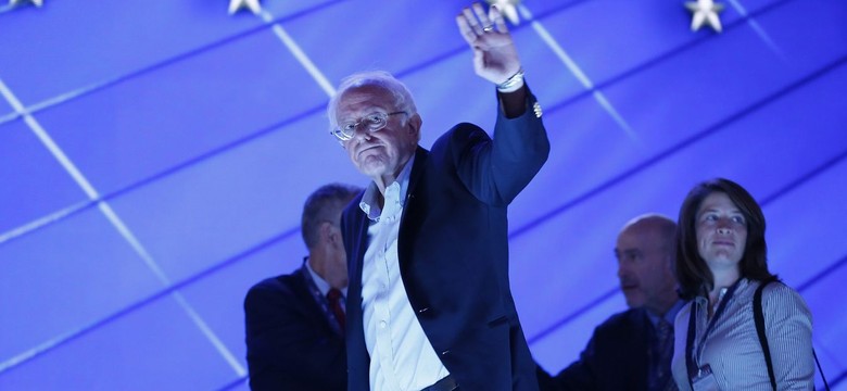 Sanders wzywa do głosowania na Clinton. Ostro o Trumpie: To cham i demagog