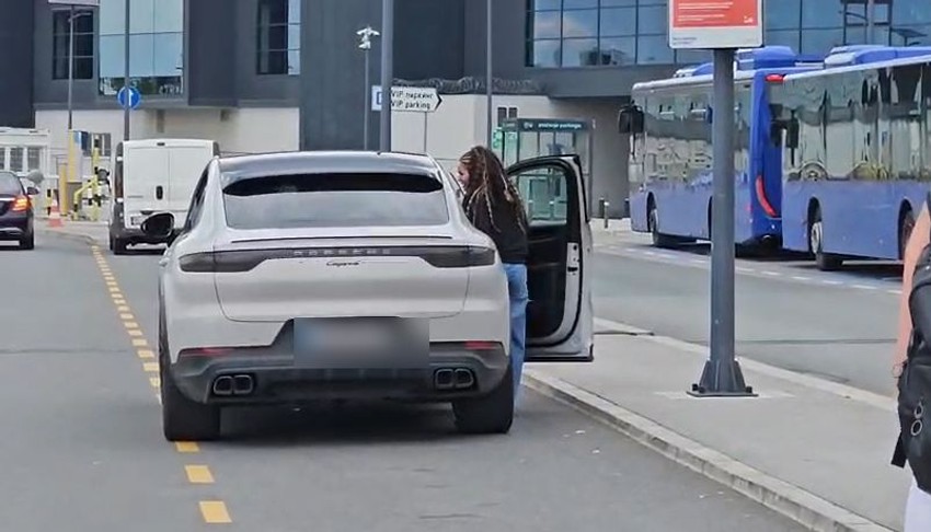 Teodora sa dečkom košarkašem
