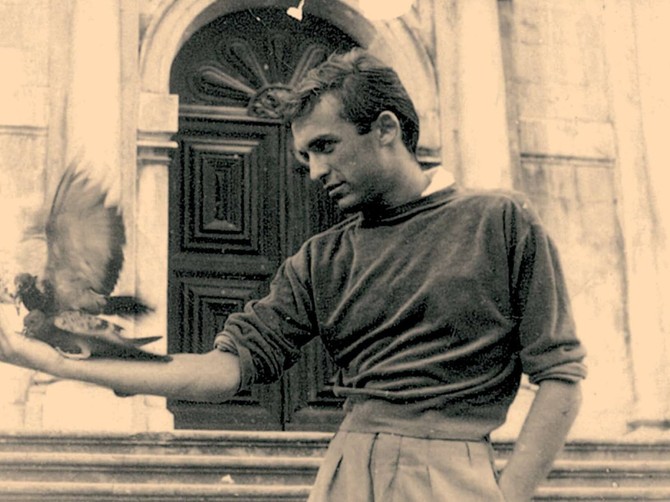 Momo Kapor