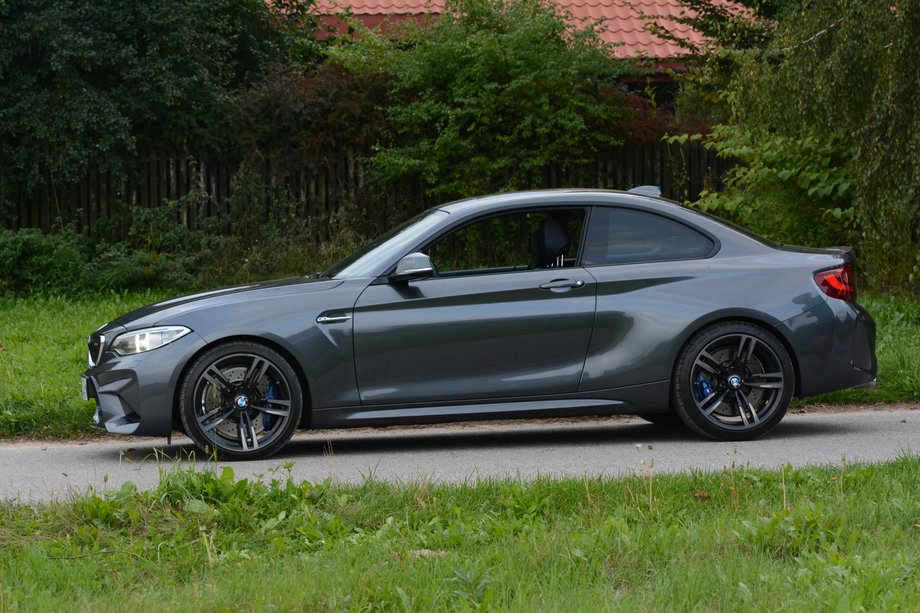 BMW M2 Coupe - 370 KM w przystojnym łobuzie