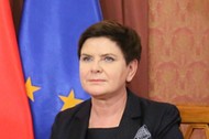 Beata Szydło, Maris Kucinskis