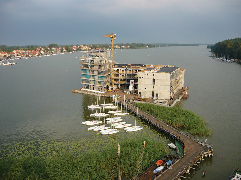 Hotel i apartamenty na Wyspie Ptasiej w Mikołajkach