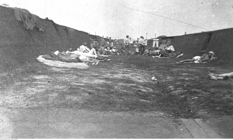 Polscy legioniści internowani w obozie w Szczypiornie (Kalisz)