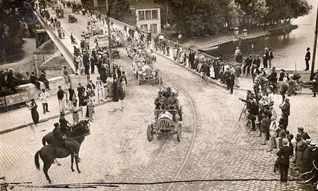1907, the Itala's arrival in Paris