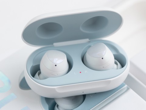 galaxy buds plus spotify integration