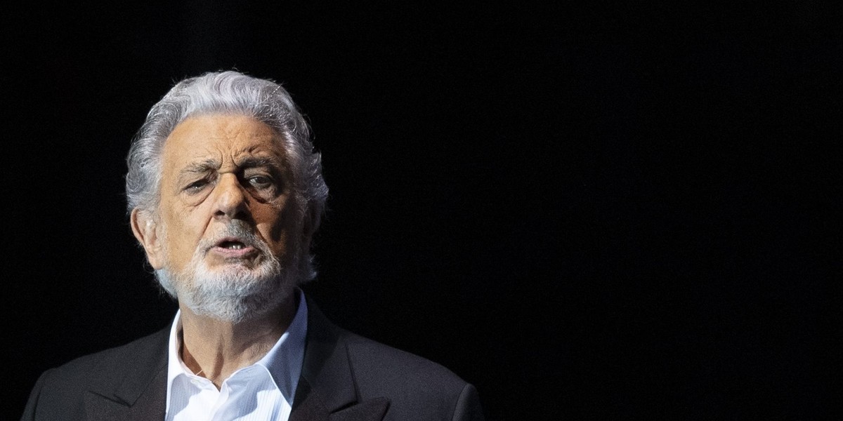 Hiszpański tenor Placido Domingo miał korzystać z usług grupy przestępczej, zajmującej się handlem żywym towarem.