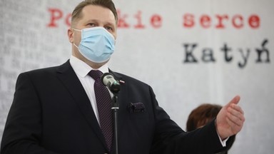 Czarnek: w szkołach mogą odbywać się konsultacje dla klas 8 i maturzystów