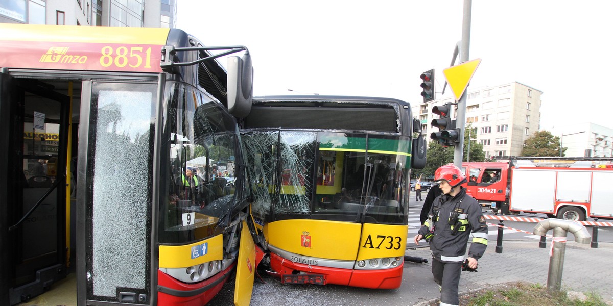 Zderzenie autobusów w stolicy