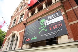 Władze Gdańska karzą "Solidarność" za baner. Niebagatelna kwota