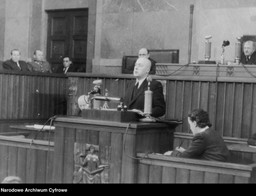 QUIZ. Historia Polski czasów PRL. Pytamy nie tylko o daty. 6/10 to będzie dobry wynik