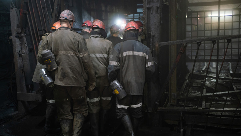 górnik górnicy kopalnia węgiel dekarbonizacja praca