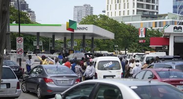 Jos motorists, commuters lament NNPCL’s fuel price hike from ₦617 to ₦897