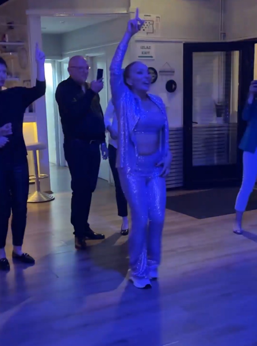 Proslava rođendana Vojaževe majke