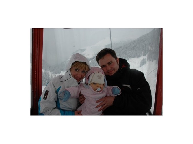 Adam Hofman z małżonką Joanną i córką Marysią