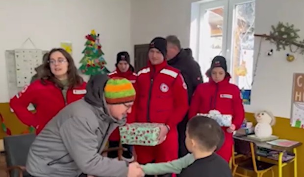 Humanitarci iz Austrije donose osmehe u planinska sela Ivanjice