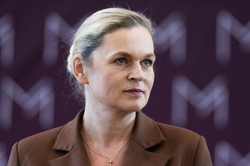 MEN chce zlikwidować jedną ocenę na świadectwie. "Nauczyciele się załamią"