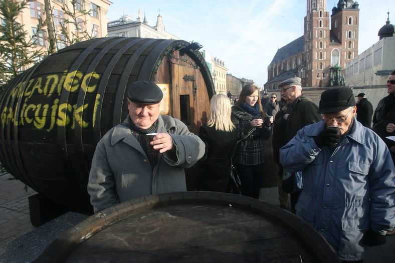 Podczas jarmarków alkoholem można raczyć się tylko w wyznaczonych do tego miejscach