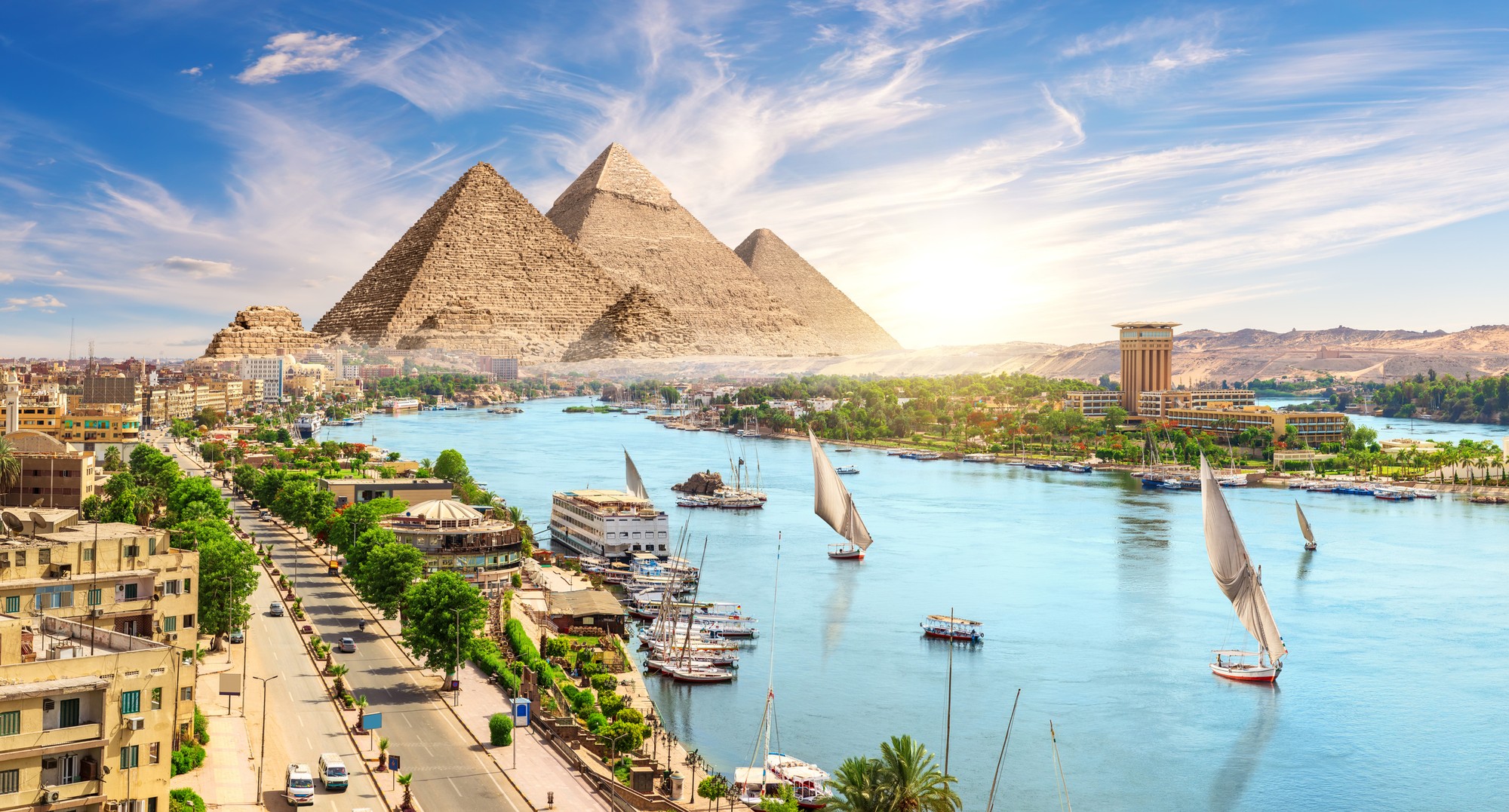 K stavbe Egypťanom pomáhala rieka Níl.