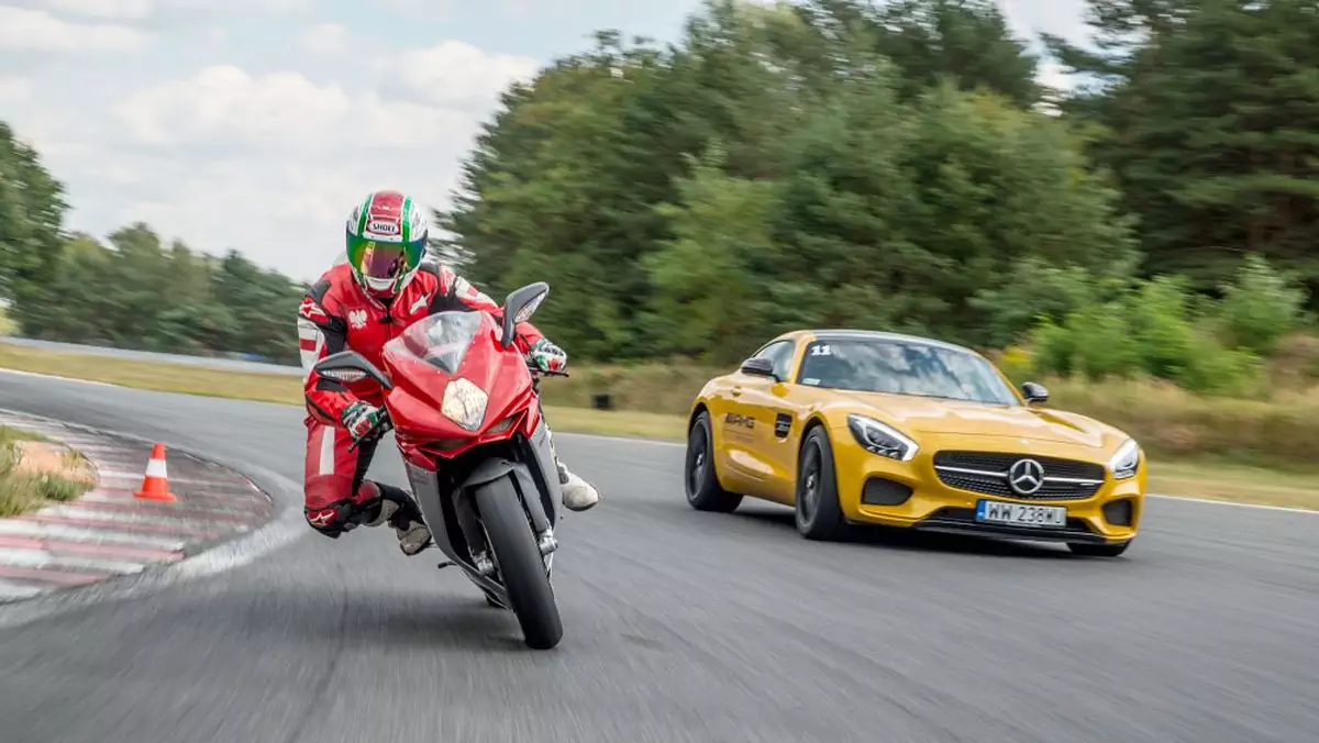 MV Agusta F3 800 vs Mercedes-Benz AMG GT S