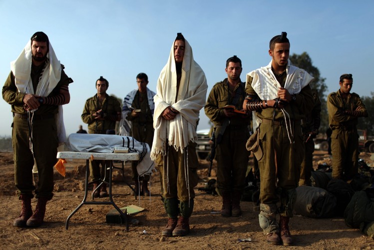 Izraelscy żołnierze gotowi na inwazję