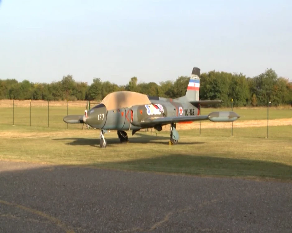 Galeb G2, sportski aerodrom Ečka 