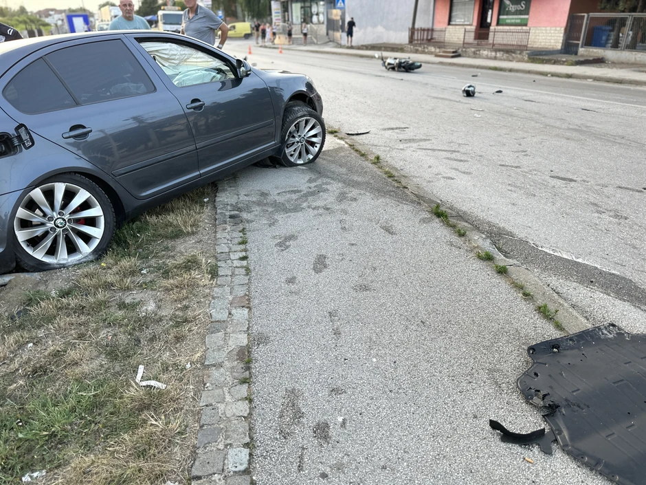 Teška saobraćajna nezgoda na kružnom toku u Ljubiću