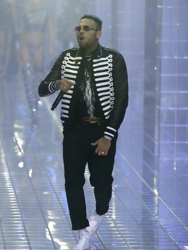 Americký spevák Chris Brown.