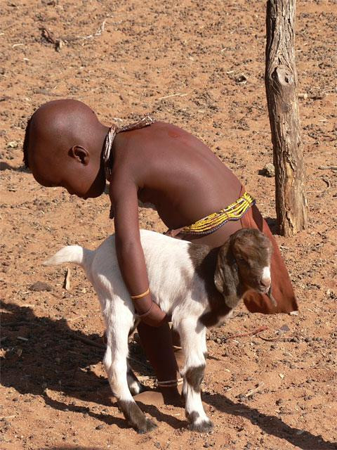 Galeria Namibia - z wizytą u ludu Himba, obrazek 20
