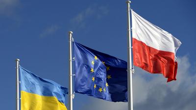 Flag Polski, Unii Europejskiej i Ukrainy