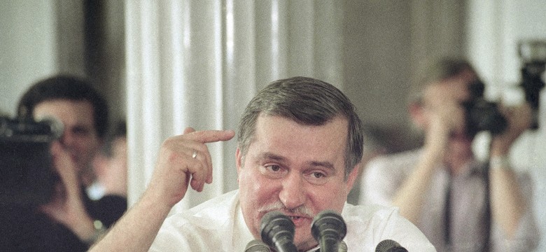 Wałęsa komentuje aferę taśmową: Ciekawe rzeczy należy mówić w biurach