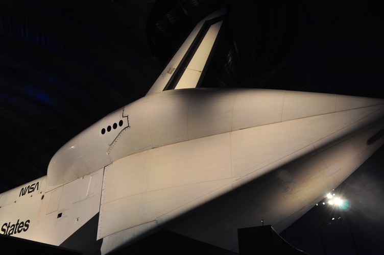 Lewy tył Enterprise