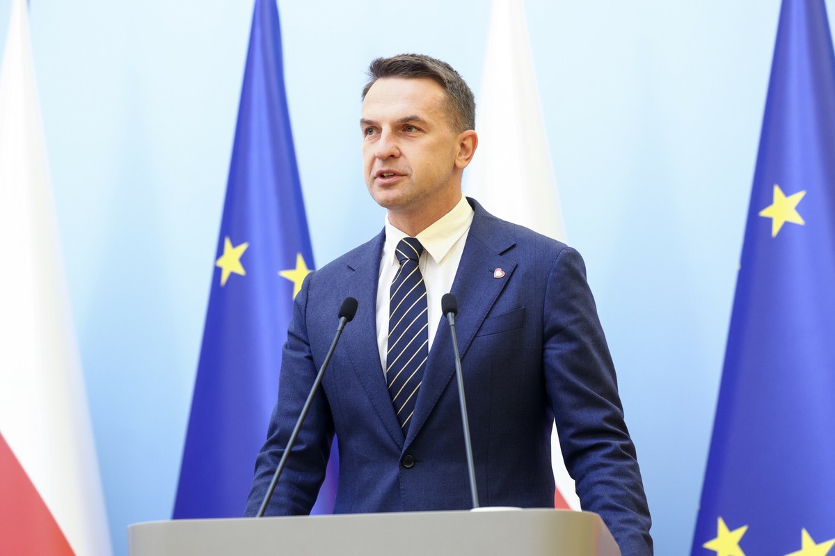 Kiepskie wieści dla rzecznika rządu. Tak Polacy oceniają jego nominację