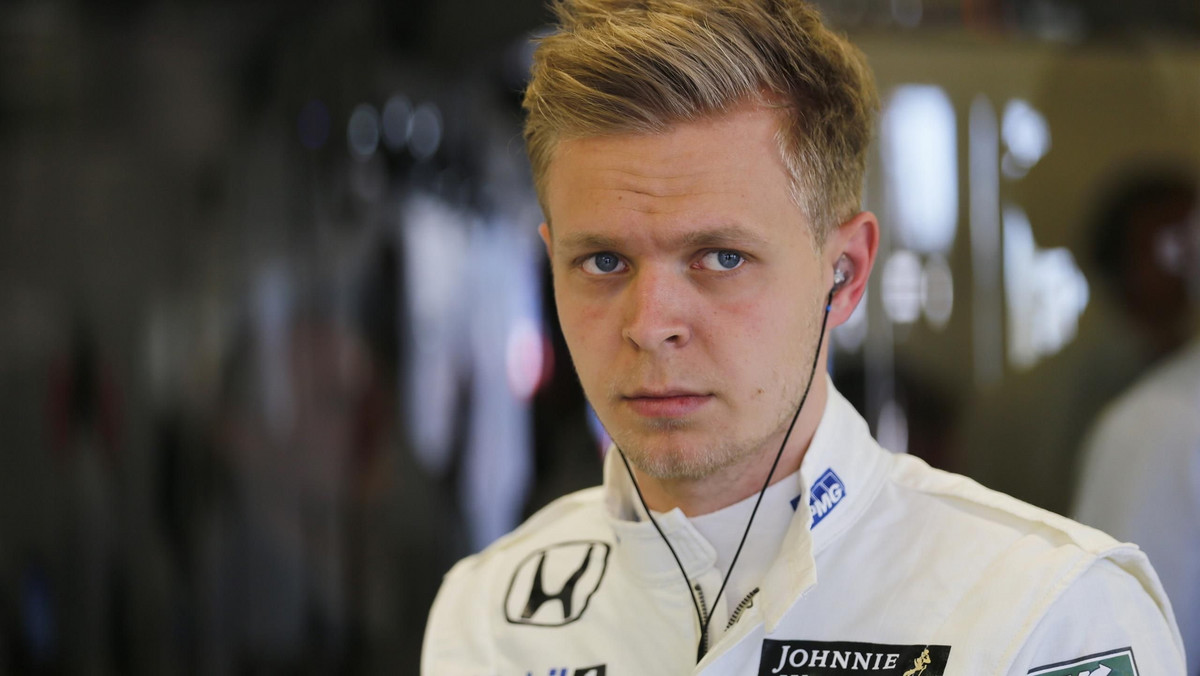 Kevin Magnussen wraz z końcem 2015 roku przestanie być rezerwowym kierowcą McLarena. Duńczyk zaliczył pełny sezon w ekipie z Woking w sezonie 2014, ale stracił miejsce w bolidzie na rzecz Fernando Alonso. W tym roku zastąpił Hiszpana w GP Australii, po tym jak Alonso ucierpiał w wypadku podczas testów.