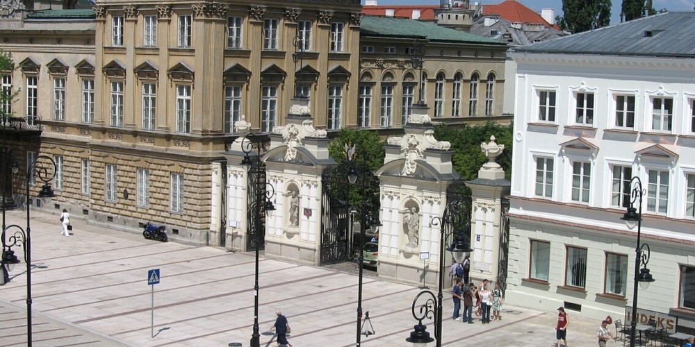 Miejsce 5. Uniwersytet Warszawski<br /><br />(na zdjęciu brama kampusu głównego)