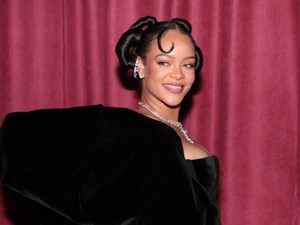 Rihanna szexi fehérnemű kampánya azt üzeni, hogy szeresd önmagad