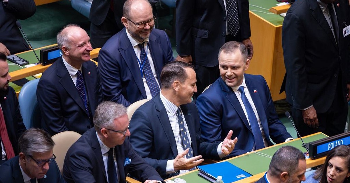 Sensacyjny wynik sondażu zaufania do polityków. Padł rekord