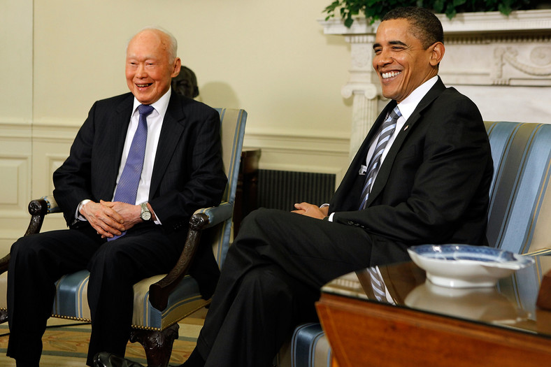 Emerytowany premier Singapuru Lee Kuan Yew i prezydent USA Barack Obama w Białym Domu, październik 2009 r. 
