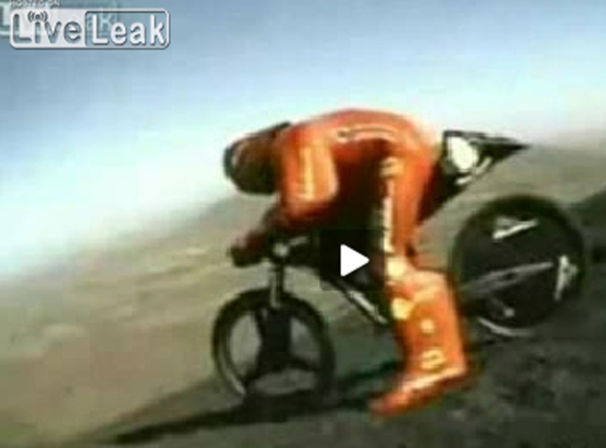 Jego rower rozpadł się przy 170 km/h