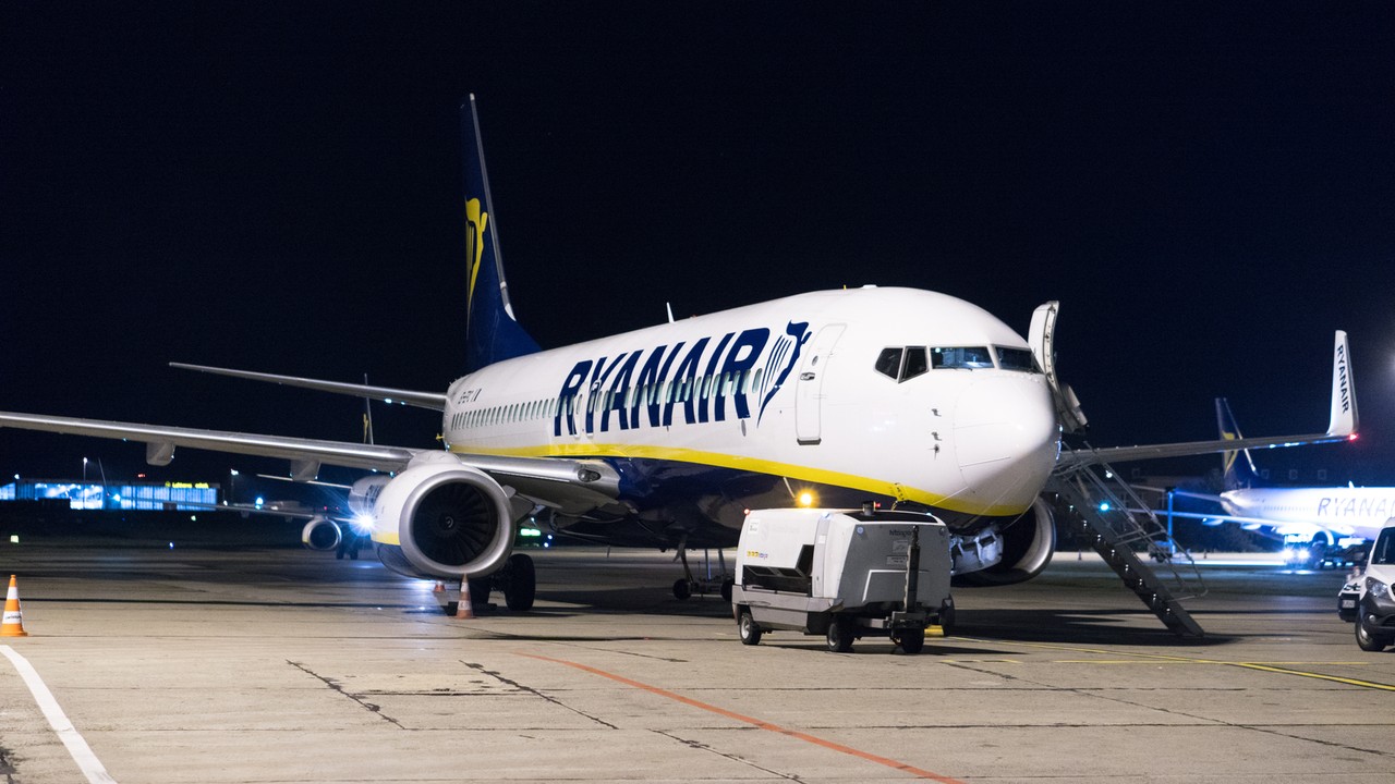 Samolot wpadł w turbulencje. Lądował awaryjnie w Niemczech, są ranni